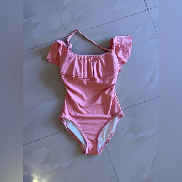 Michael Kors Pink Ruffle Swimsuit Built in Shelf Bra Padded Cups Off Shoulder 6 - Picture 16 of 16